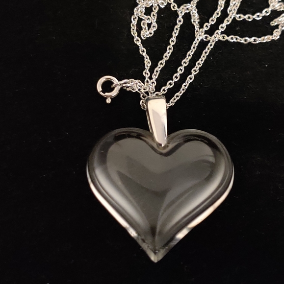 Stunning Clear Crystal Lalique Heart Necklace - Picture 6 of 16